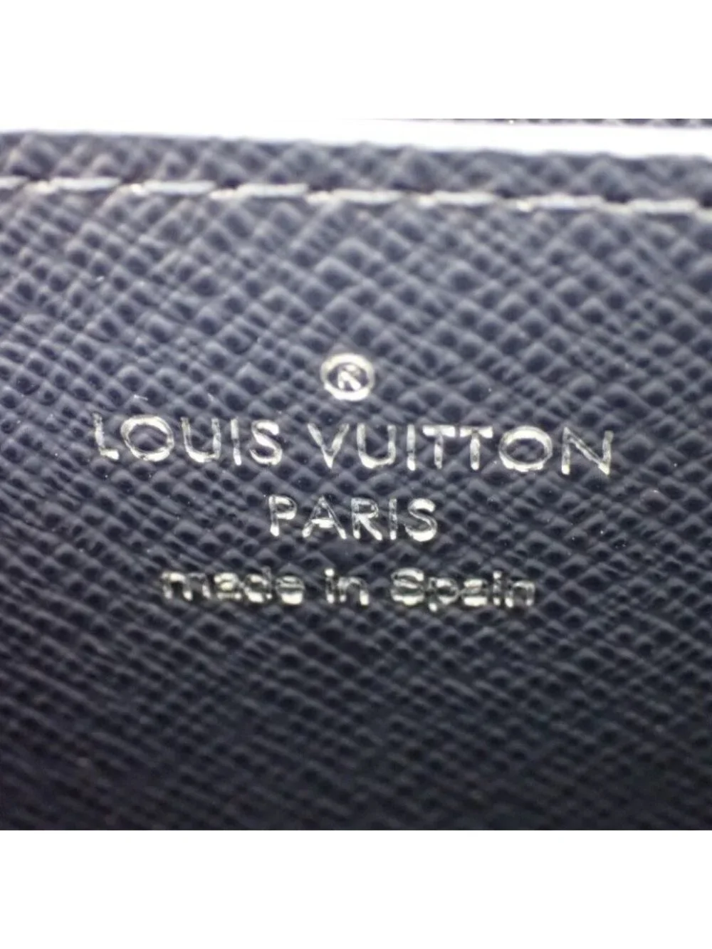 Louis Vuitton Zippy XL Taiga Line Wallet Leather Navy Blue Marine Mini